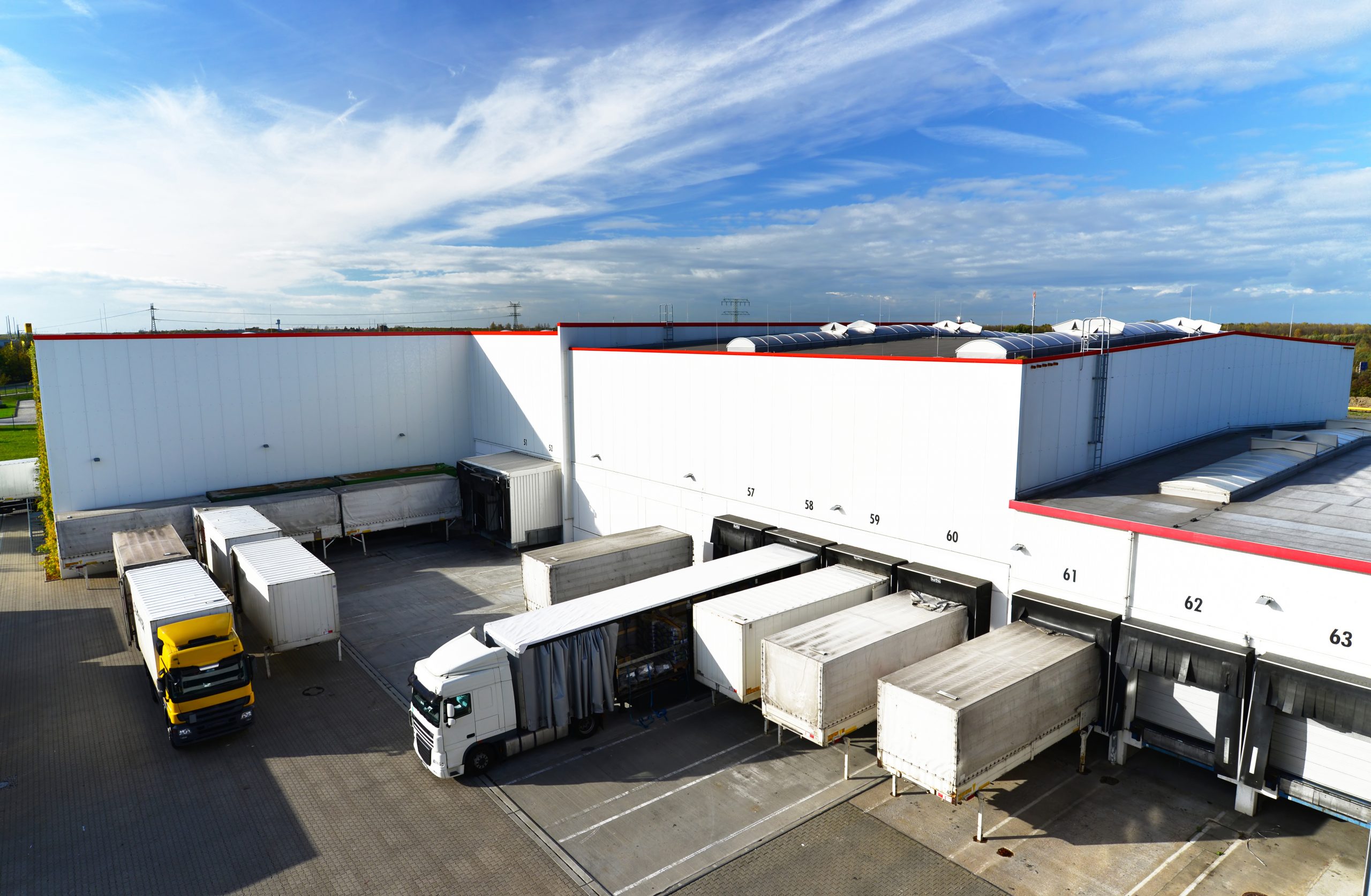 Secteurs d'activité en ingénierie - ELLIPSE GARD Plateforme logistique en zone d’activités